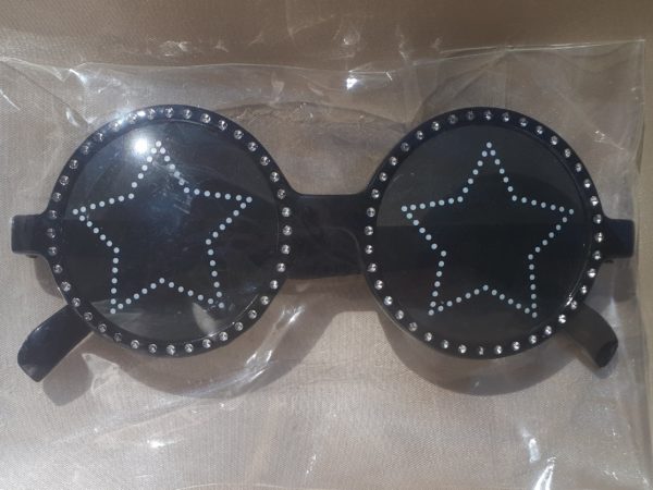 Lunettes noires star & strass