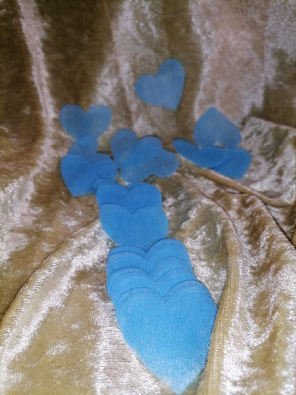 Confettis de table cœur intissés – Image 5