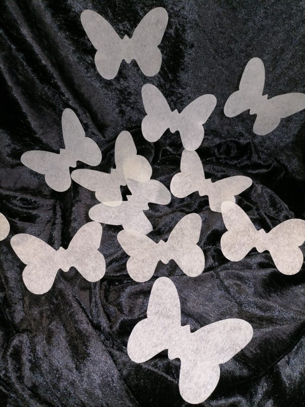 Confettis de table papillon intissés – Image 2