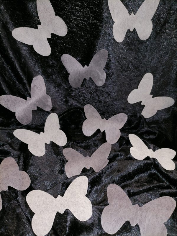 Confettis de table papillon intissés