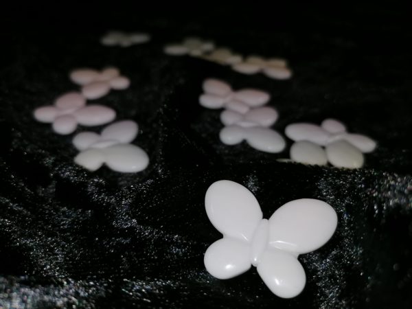 Perles papillons décoratives – Image 4