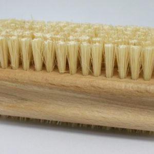 Brosse à ongles en bois FSC et poils d’agave