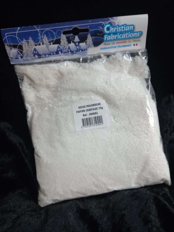 Neige ignifugée